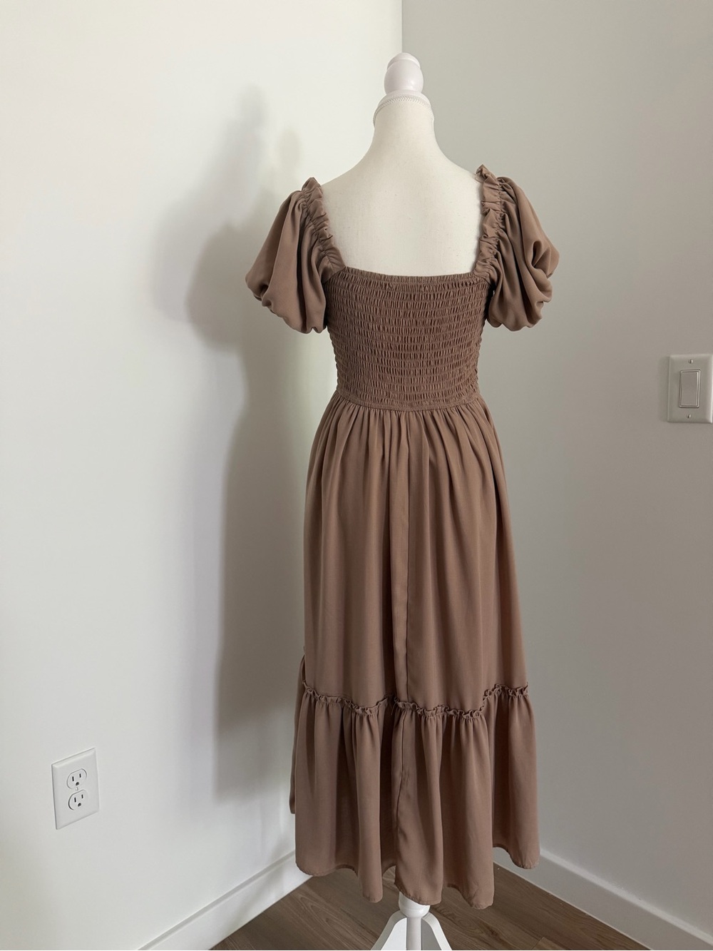 Trixxi Puff Sleeve Midi Dress in Taupe - Picture 3 of 7